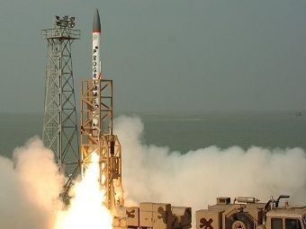 Запуск противоракеты AAD. Фото с сайта india-defence.com