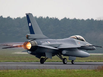 Нидерландский F-16 для ВВС Чили. Фото с сайта defensie.nl