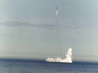 Пуск ракеты "Синева". Фото с сайта navyclub.ru