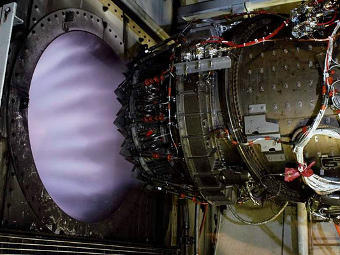 Испытание двигателя F136. Фото с сайта fighterengineteam.com