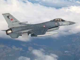 F-16 ВВС Турции. Фото с сайта defencetalk.com
