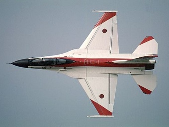 Mitsubishi F-2. Фото с сайта combatace.org