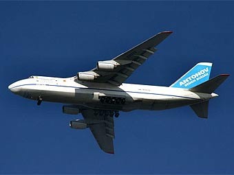 Ан-124-100 "Руслан". Фото пользователя Jojo с сайта wikipedia.org
